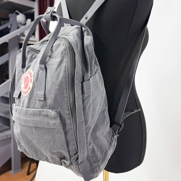 Classic Kanken Backpack - Picture 9 of 10